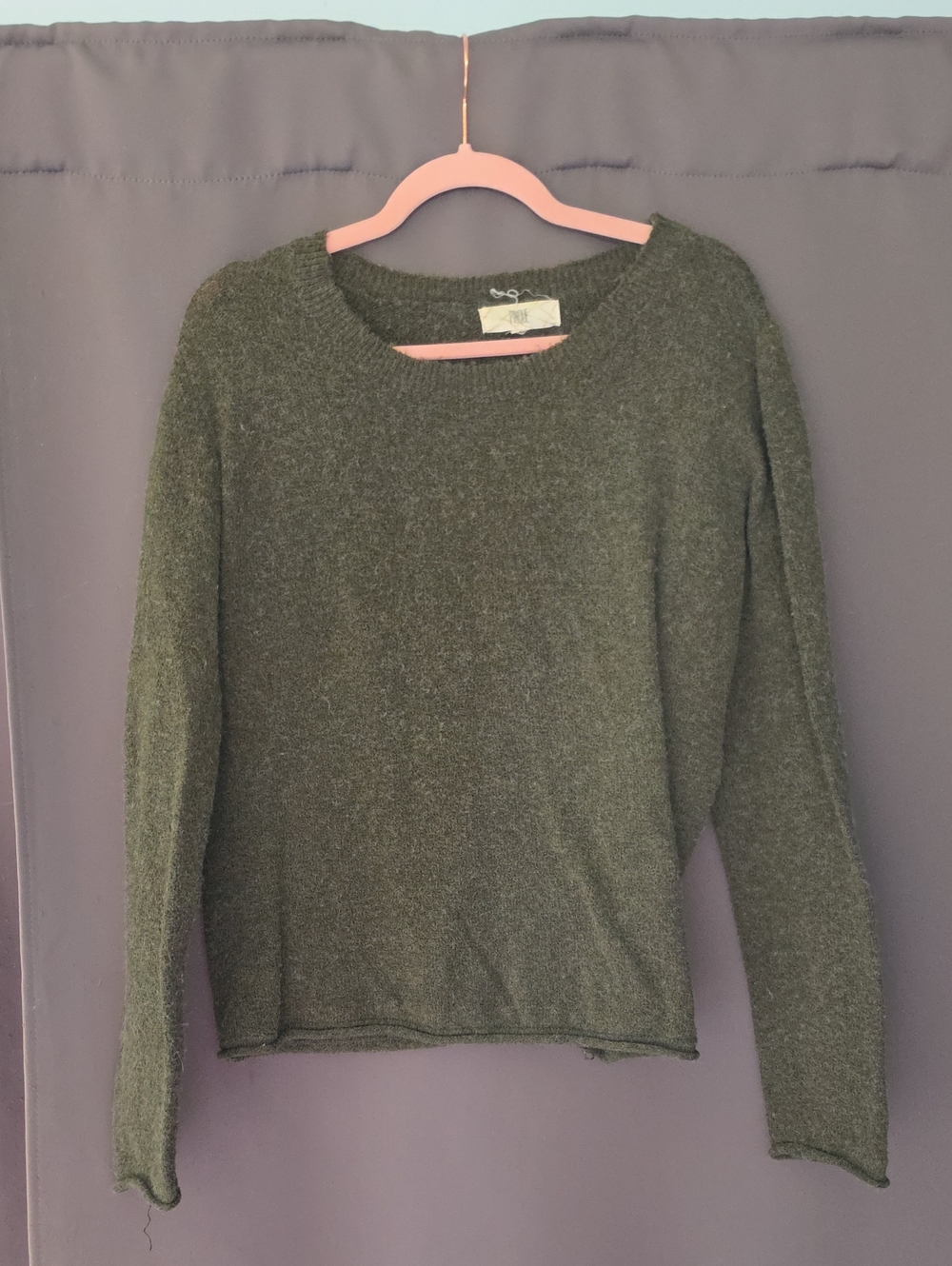 Women’s Olive Crewneck Lightweight Sweater